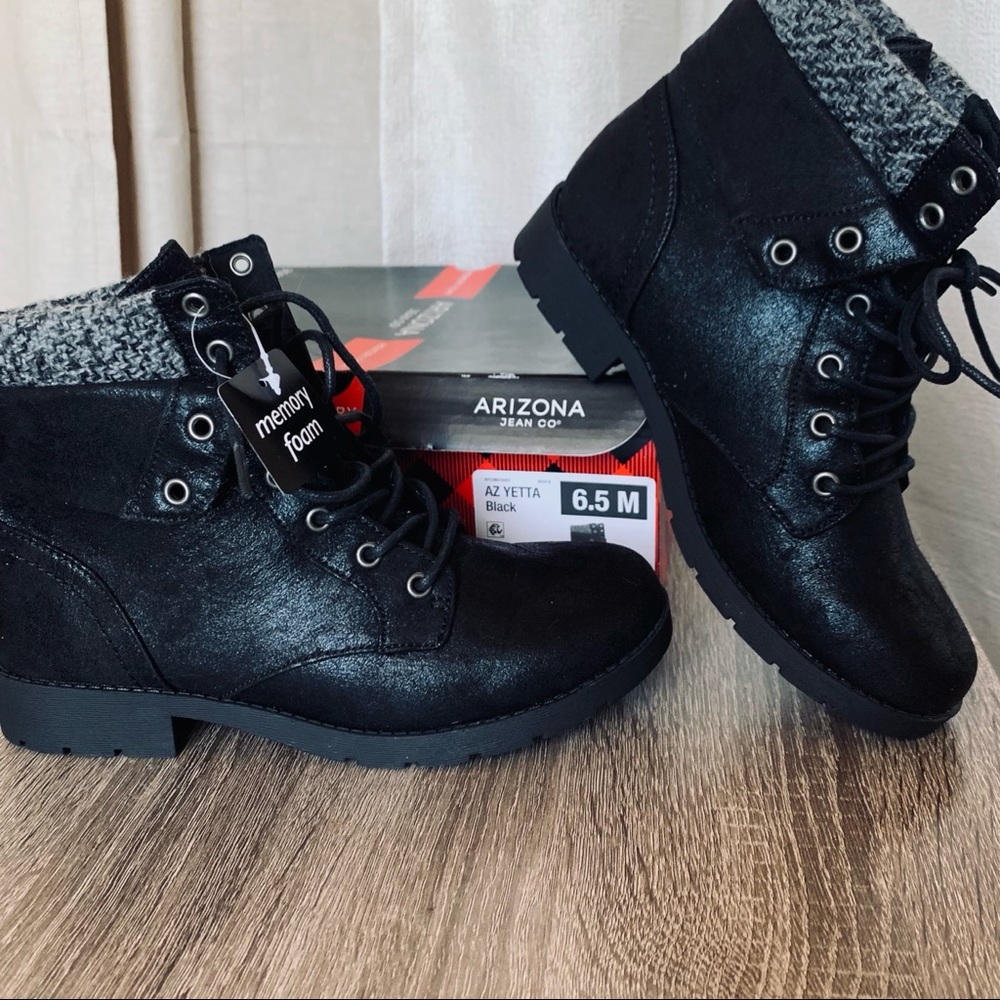 Arizona Yetta Block Heel Lace Up Boots